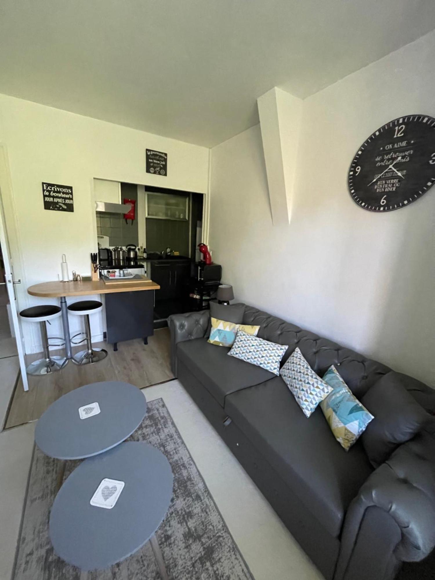 Vue Du Chateau D'Excideuil En Chambres מראה חיצוני תמונה